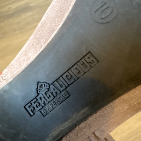 Fergalicious by Fergie BoHo booties - Picture 8 of 8